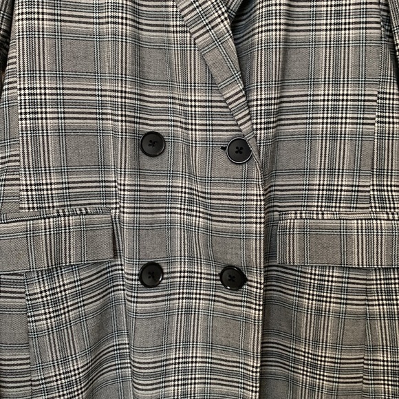Dynamite double button blazer plaid pattern - Picture 5 of 12
